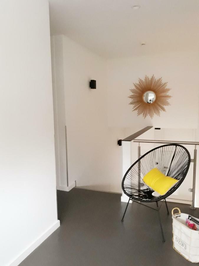 Table et chambre particulière Mons Esterno foto